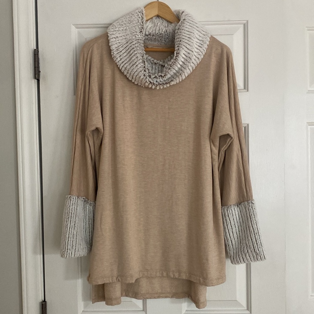Soft Surroundings Apres Faux Furl Cowl Neck Tunic In Oatmeal Size L